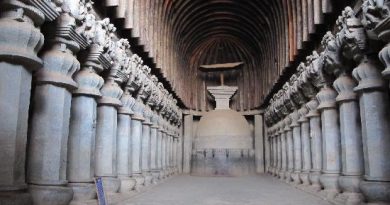 karla-caves-main-stupa